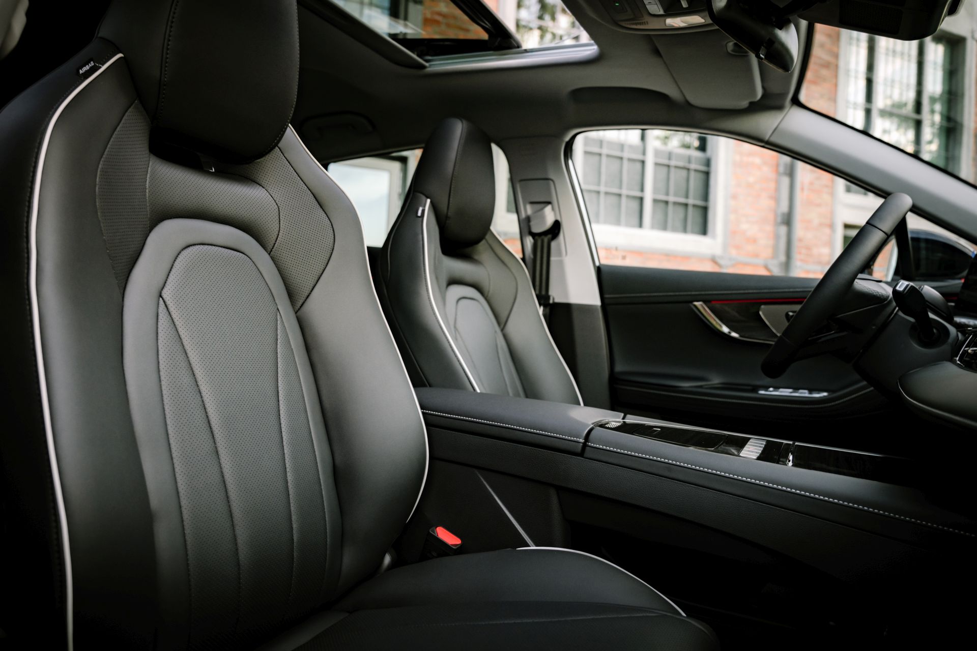 Linie Premium Omoda 5